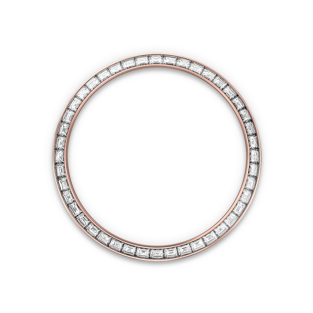 Diamond-set bezel - M127285TBR-0002