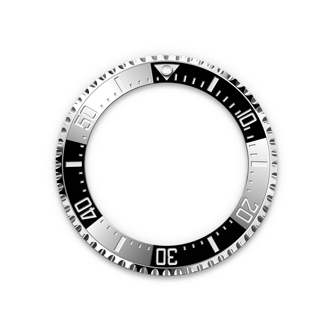 Ceramic Bezel and Luminescent Display - M136660-0005