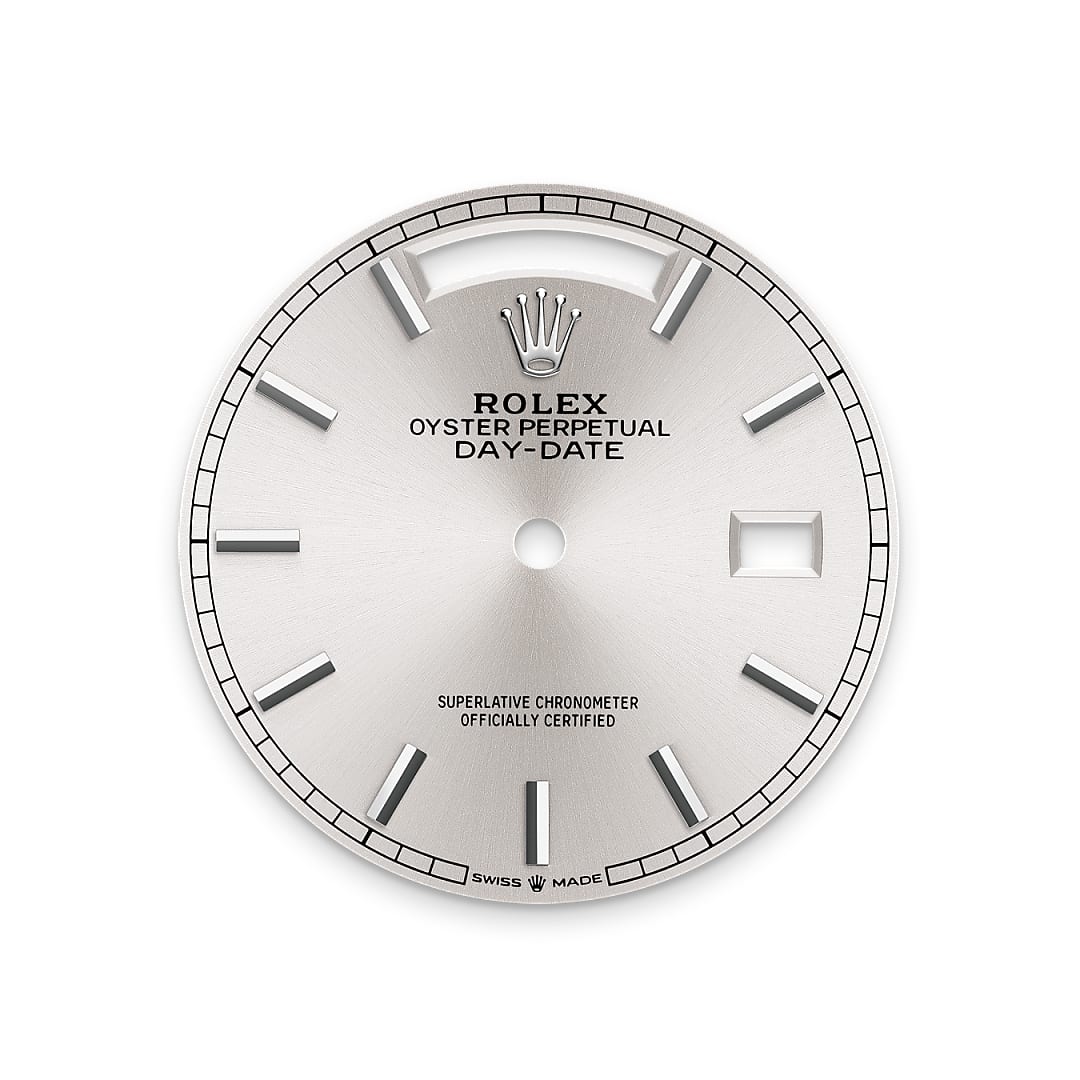 Silver dial - M128239-0005