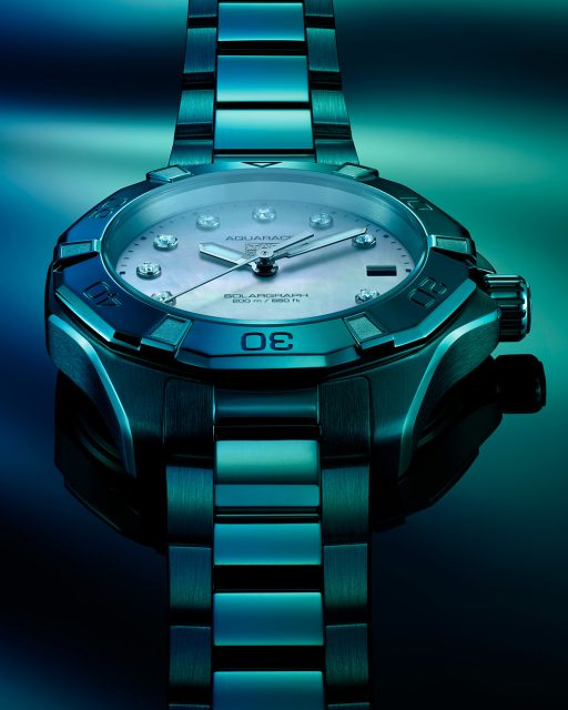 El TAG Heuer Aquaracer Professional 200 Solargraph alía elegancia y rendimiento, reinterpretando con refinamiento el versátil reloj herramienta de la Maison. 

#TAGHeuer #TAGHeuerAquaracer