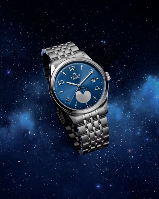 Le damos la bienvenida a una primicia para TUDOR con la presentación de un reloj con una complicación de fases lunares y un poco de magia: el TUDOR 1926 Luna. #TudorWatch #BornToDare