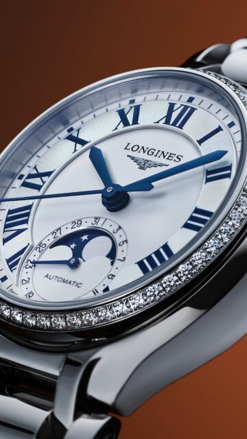 Longines PrimaLuna, la verdadera elegancia evoluciona manteniendo unos fundamentos atemporales. #EleganceIsAnAttitude #ElegantGreetings #LonginesPrimaLuna