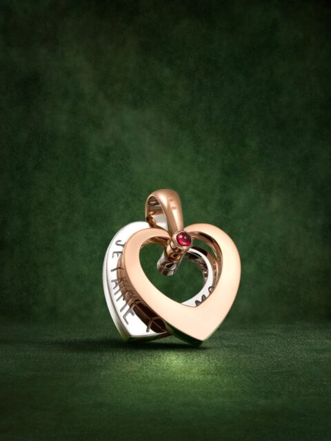 No todo amor se proclama, se revela solo a quien sabe mirar.
UNCOVER YOUR LOVE. Juliette by Perodri.
#PerodriJoyeros #ColecciónJuliette #UncoverYourLove #SanValentín