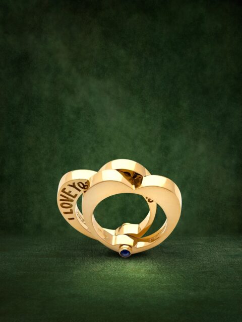 UNCOVER YOUR LOVE. Un amor revelado que no se muestra, se confía. Un secreto compartido entre dos, en una joya única: Juliette by Perodri. 
#PerodriJoyeros #ColecciónJuliette #UncoverYourLove #SanValentín