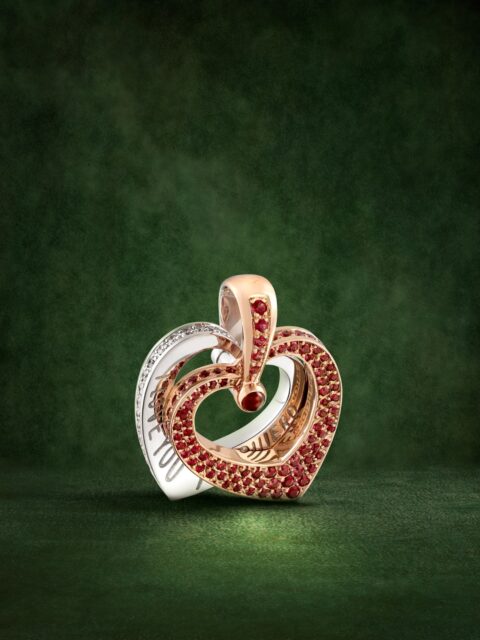 Juliette by Perodri. Un corazón cerrado que guarda una historia y que, cuando se abre, solo queda la verdad: UNCOVER YOUR LOVE. 
#PerodriJoyeros #ColecciónJuliette #UncoverYourLove #SanValentín