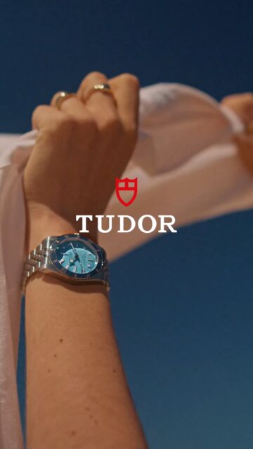 La promesa del verano, cumplida. El Black Bay 54 Lagoon Blue lleva su esfera texturizada y su espíritu costero a cada momento junto al agua.
#TudorWatch #BornToDare #DaringWatches