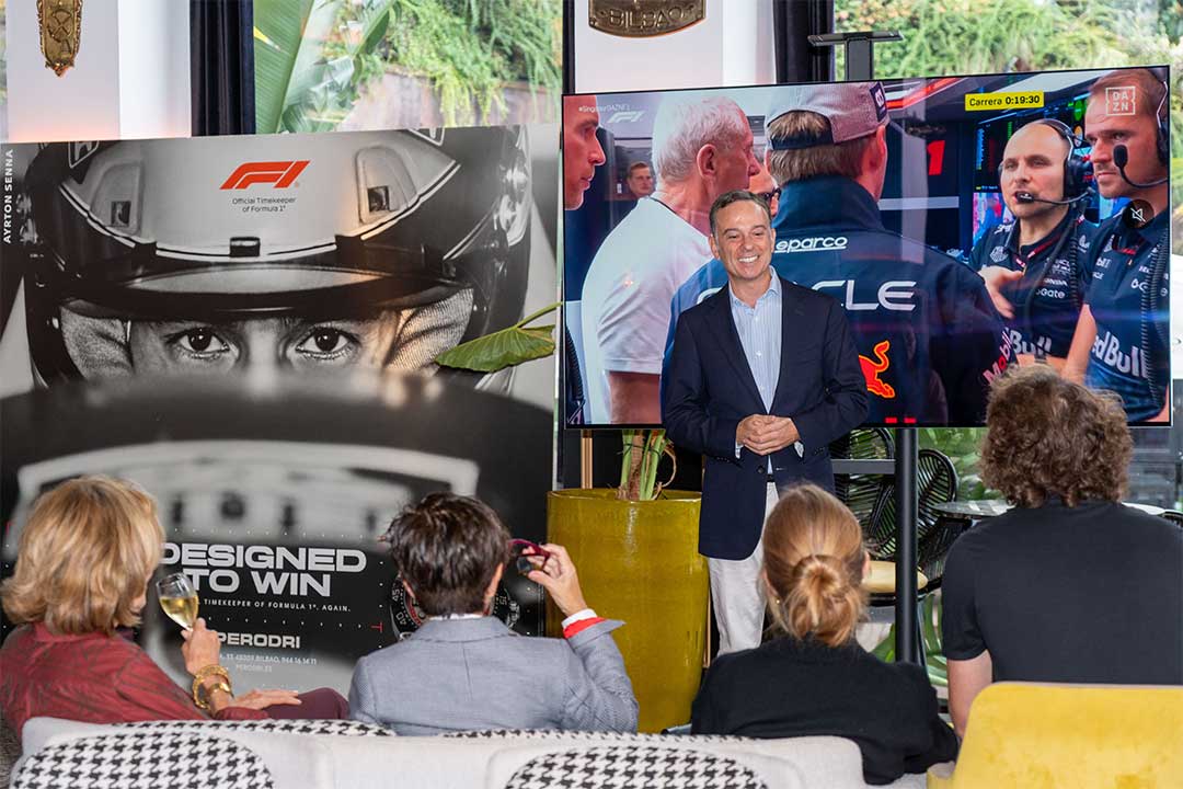 TAG Heuer y Perodri Joyeros celebran la pasión por la velocidad en un exclusivo evento en torno al Gran Premio de F1 de Singapur TAG Heuer y Perodri Joyeros celebran la pasión por la velocidad en un exclusivo evento en torno al Gran Premio de F1 de Singapur