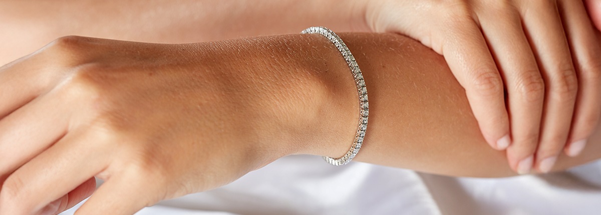 La pulsera rivière, un imprescindible atemporal de la joyería