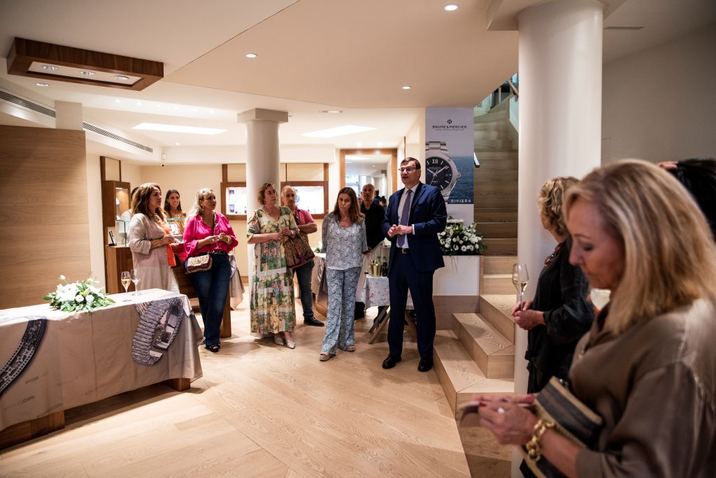 Baume & Mercier presenta la colección Riviera junto a Perodri Joyeros en Santander Baume & Mercier presenta la colección Riviera junto a Perodri Joyeros en Santander