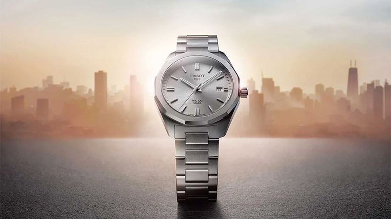 Nueva colección Tissot PRC 100 Solar nuevo tissot prc 100 solar plateado