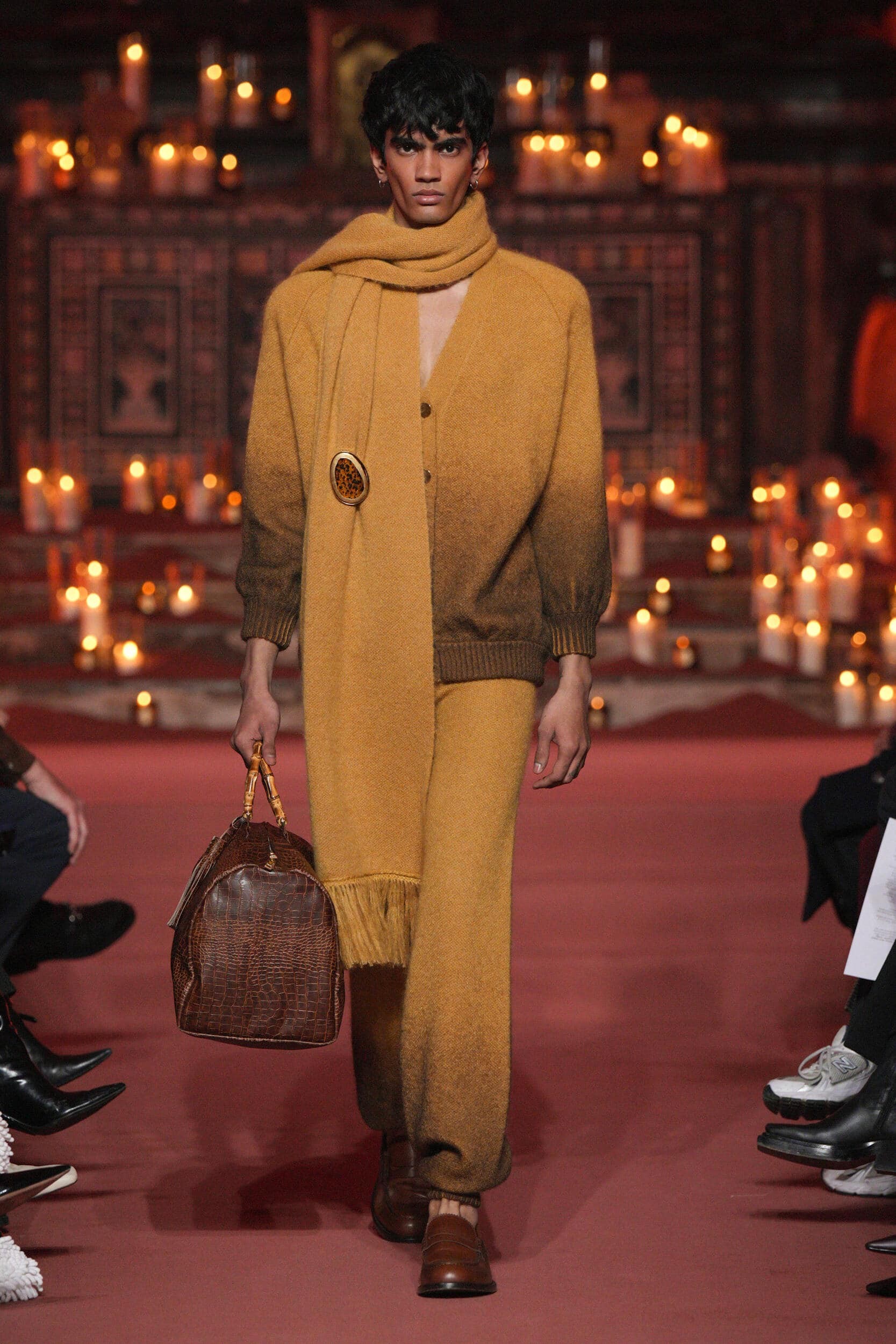 El broche es la joya preferida de los hombres con más estilo El broche es la joya preferida de los hombres con más estilo