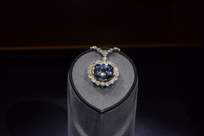 ¿Qué son los diamantes fancy? diamante hope azul