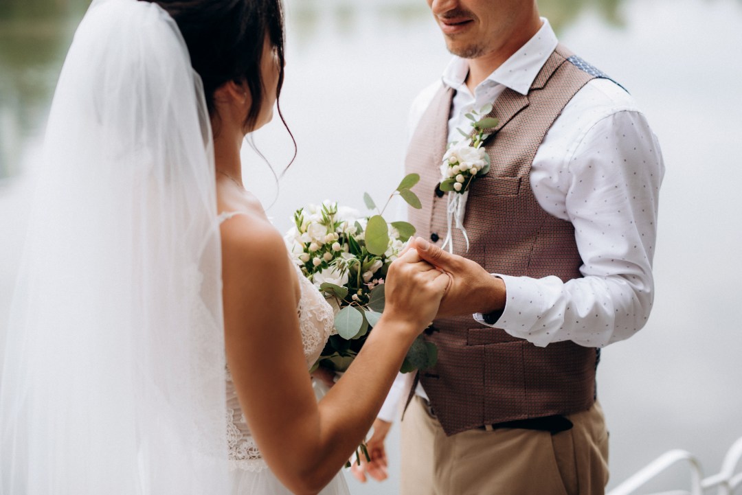 ¿Qué metal precioso elegir para una alianza de boda? importancia del metal en una alianza de boda