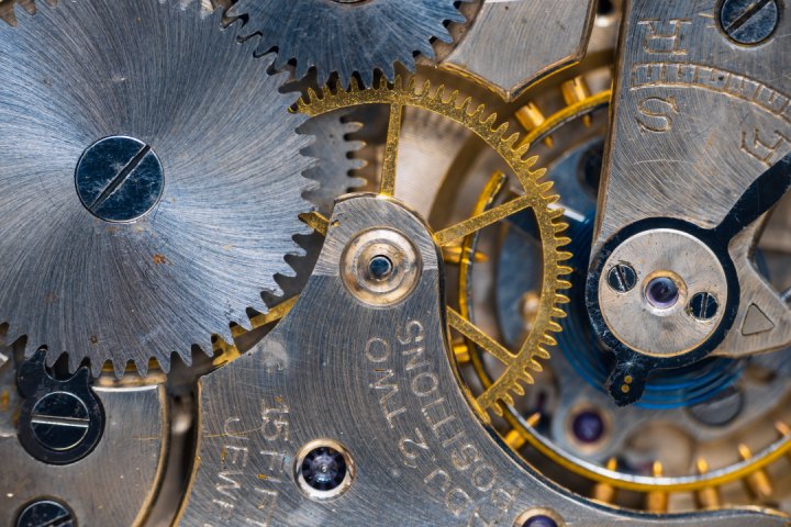 ¿Qué función tienen las joyas en los relojes? joyas en el mecanismo de los relojes