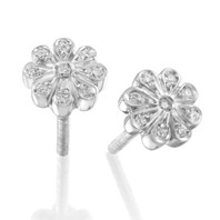 Joyas imprescindibles en tu joyero Pendientes de oro blanco con diseño de flor y pequeños diamantes brillantes, estilo elegante y femenino.